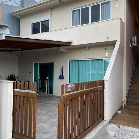 Casa Em Governador Celso Ramos Exteriér fotografie